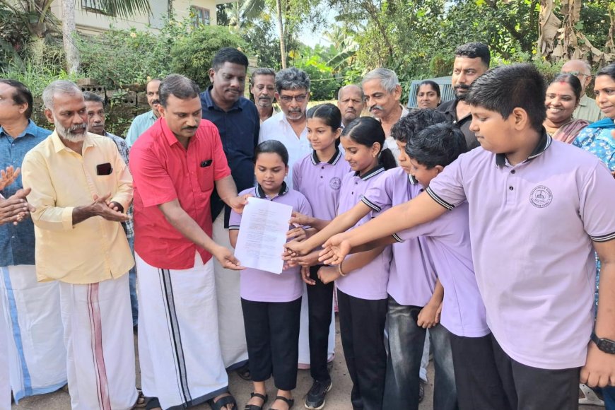 ചൊക്ലി ഗ്രാമപഞ്ചായത്തിലെ പ്രധാന റോഡുകൾ ശുചിത്വ സംരക്ഷണത്തിനായ് തുടക്കം കുറിച്ചു