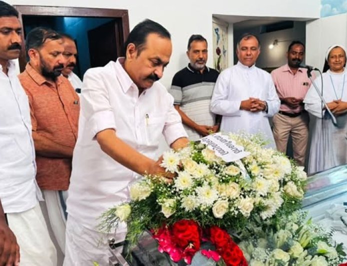 കരിയിലക്കുളം കറിയാച്ചേട്ടൻ ഇനി ഓർമ്മ ,വിട ചൊല്ലി ഇടകടത്തി നാട്